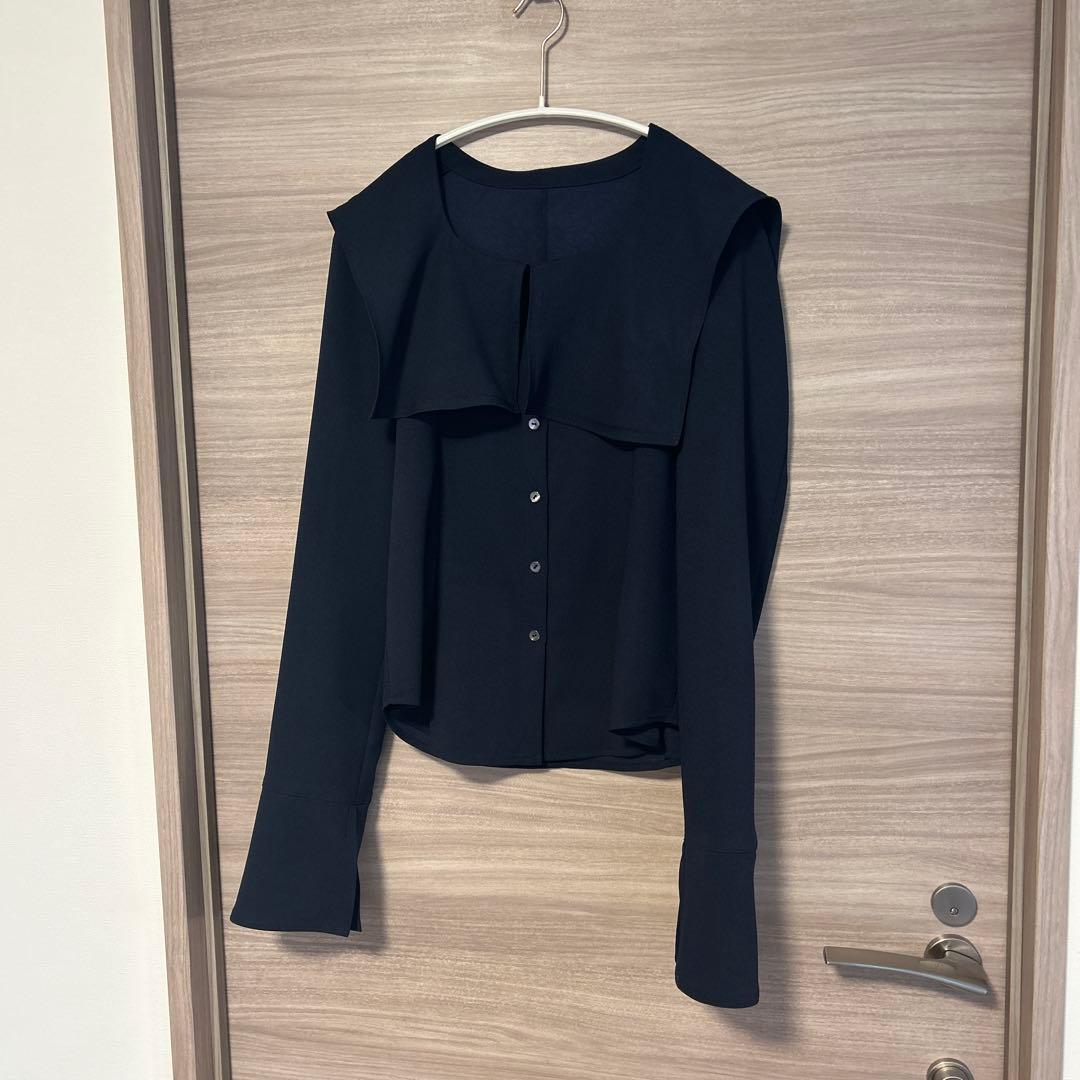 トップス Ameri SQUARE COLLAR BACK SATIN BLOUSE
