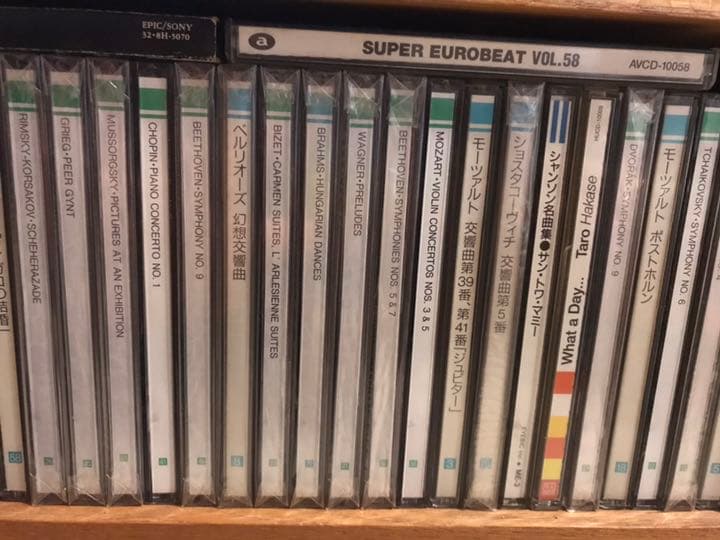 [CDラック付き] クラシックCD 85枚(うち数枚別ジャンルのCD)