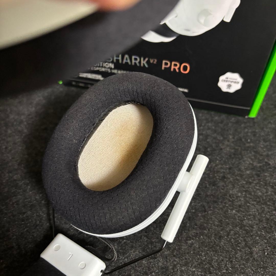 Razer BLACKSHARK V2 PRO ホワイト　ブラックシャーク