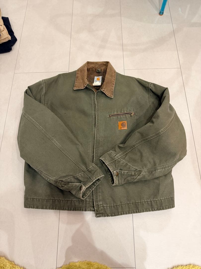 Carhartt デトロイトジャケット　モスグリーン　j76mos