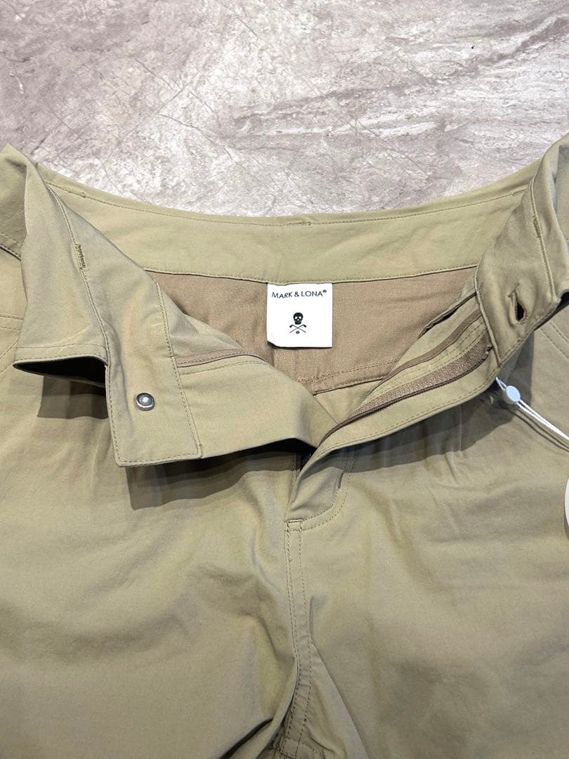新品未使用品 MARK&LONA ストレッチショートパンツ ベージュ ゴルフ