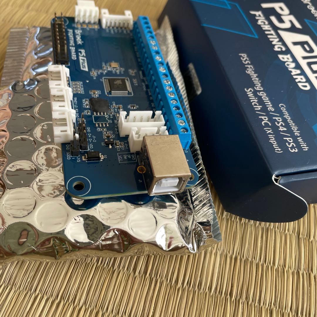 Brook P5 Plus Fighting Board ps5動作確認済み