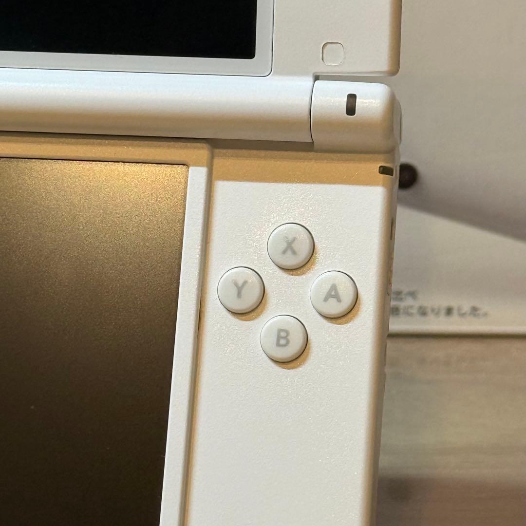 6-207 ニンテンドー3DS LL ホワイト 箱付き