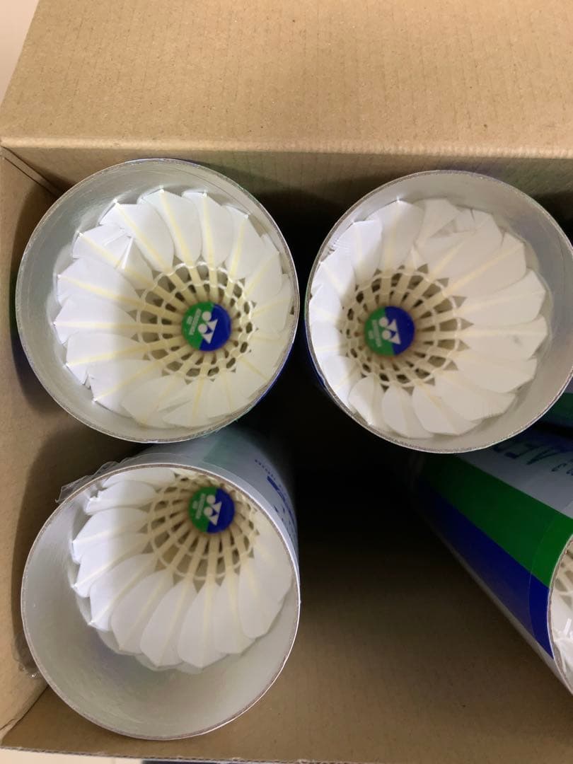 新品他 ヨネックス YONEX AEROSENSA 400 500 シャトル