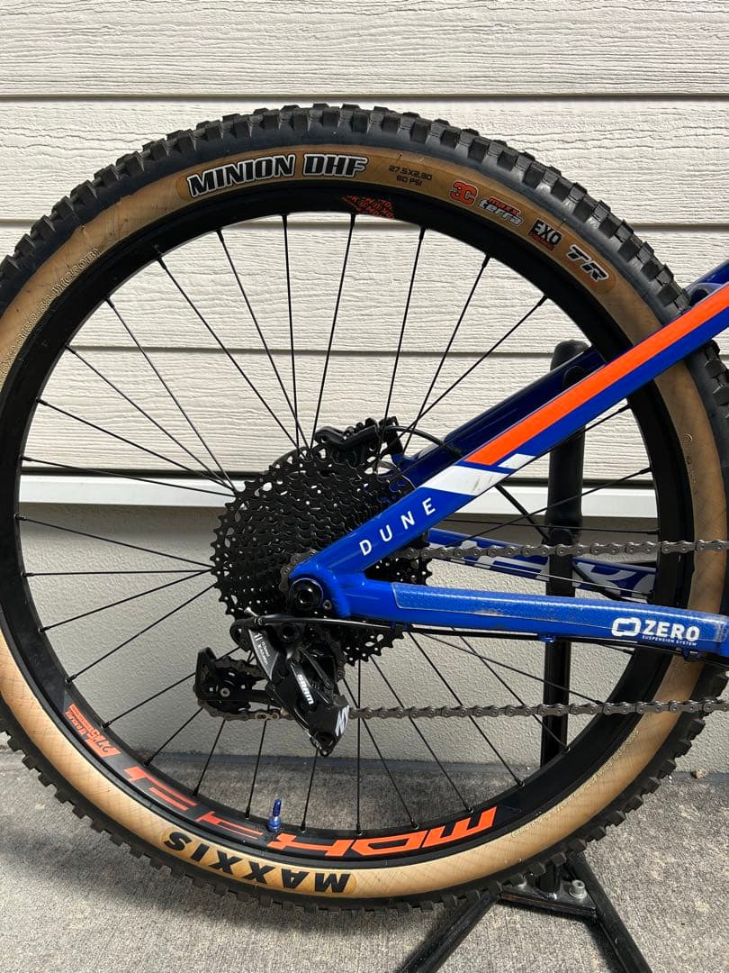 【超美品】MONDRAKER DUNE M size モンドレイカー