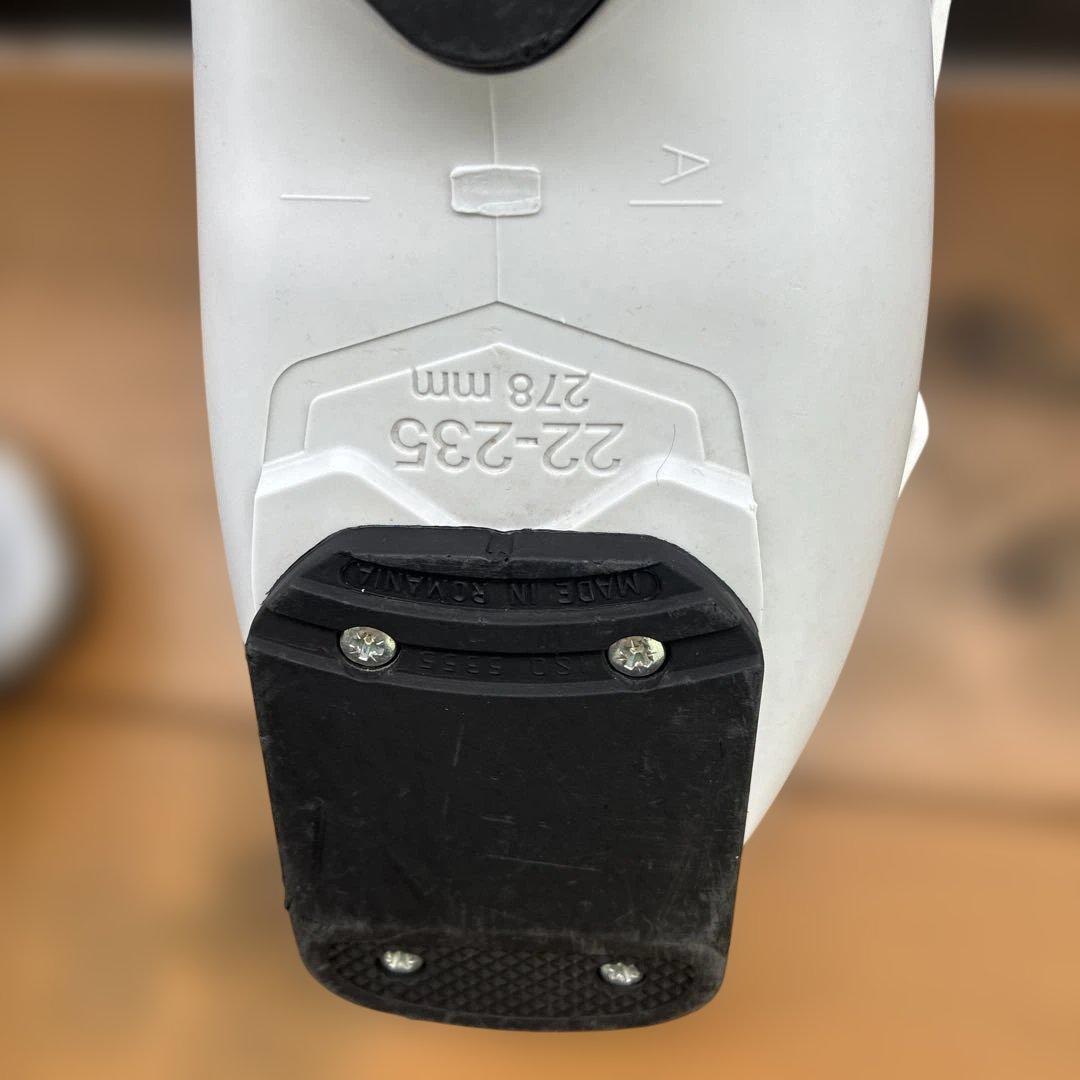 【ROSSIGNOL 】レディーススキーブーツ　22.5㎝