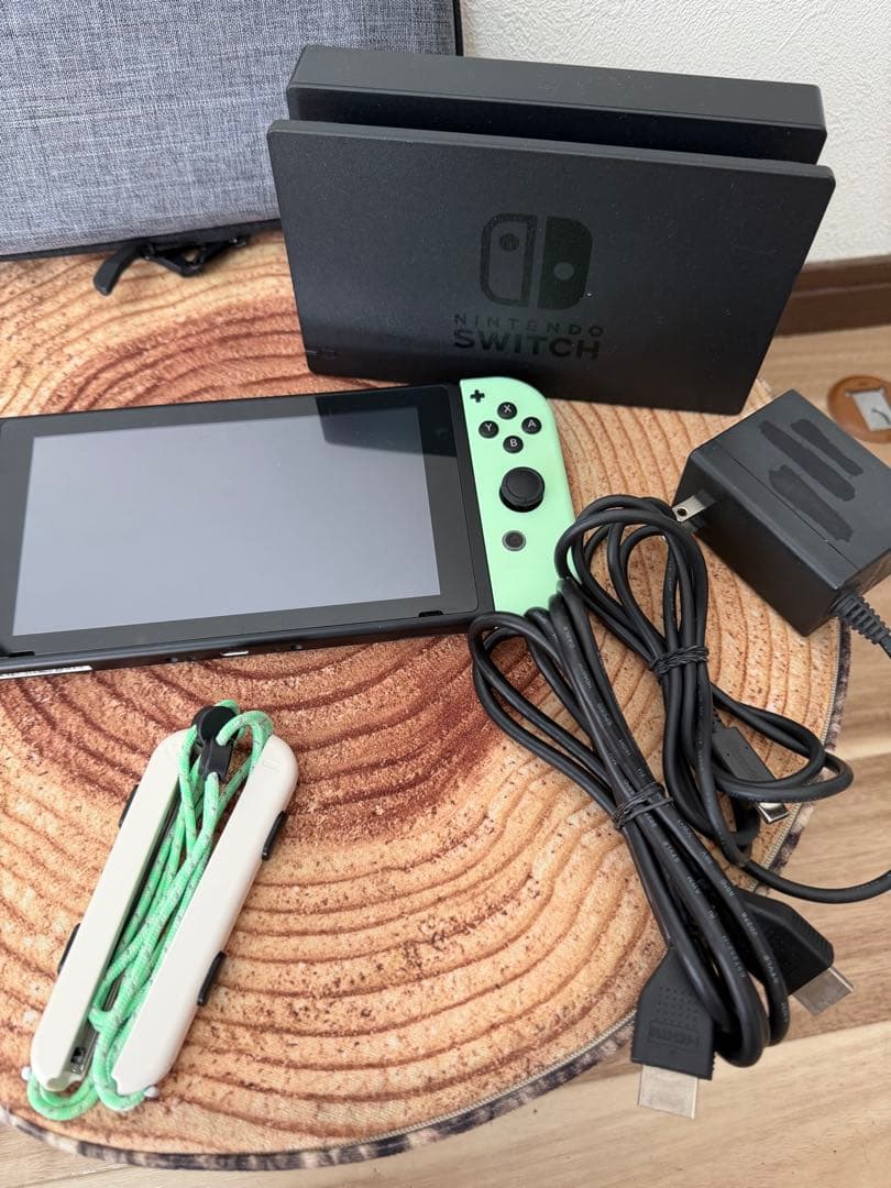 Nintendo Switch ニンテンドースイッチ本体　PPL/GRN箱無し