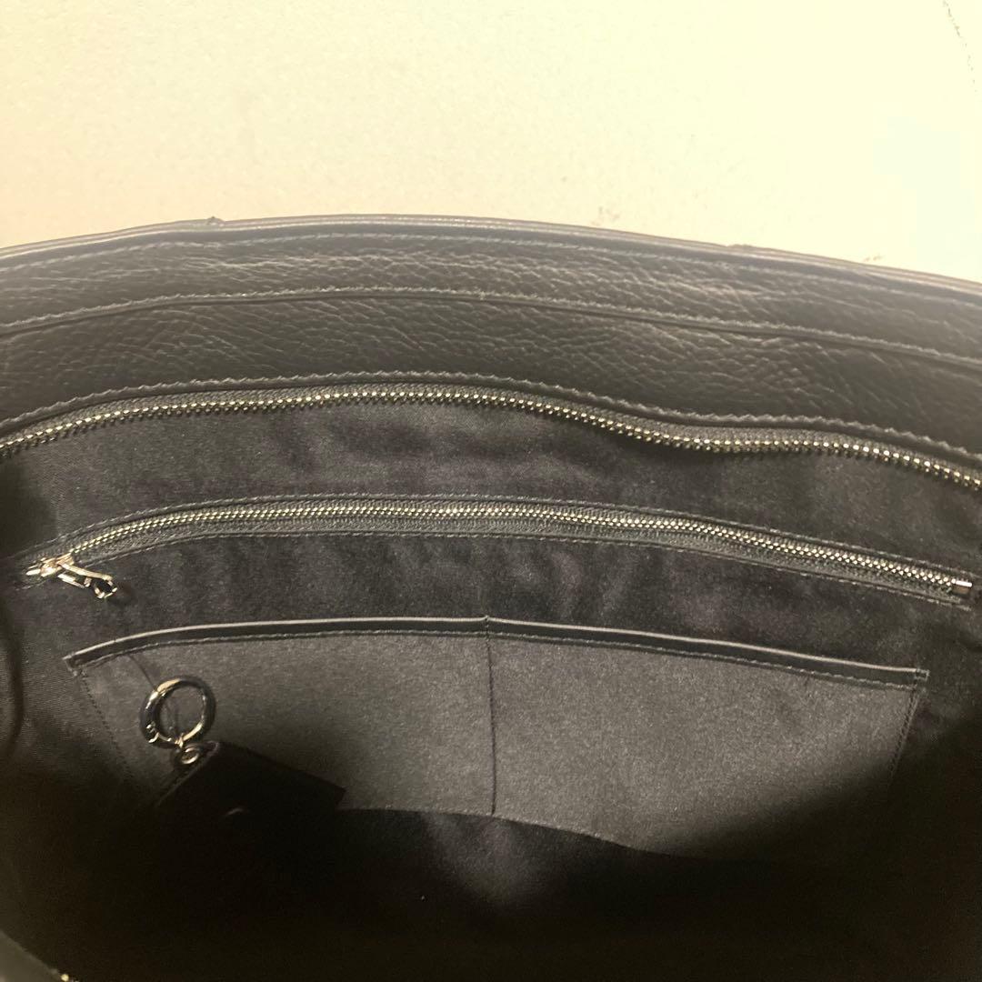 【新品】バーニーズニューヨーク 縦型レザートートバッグ ブラック