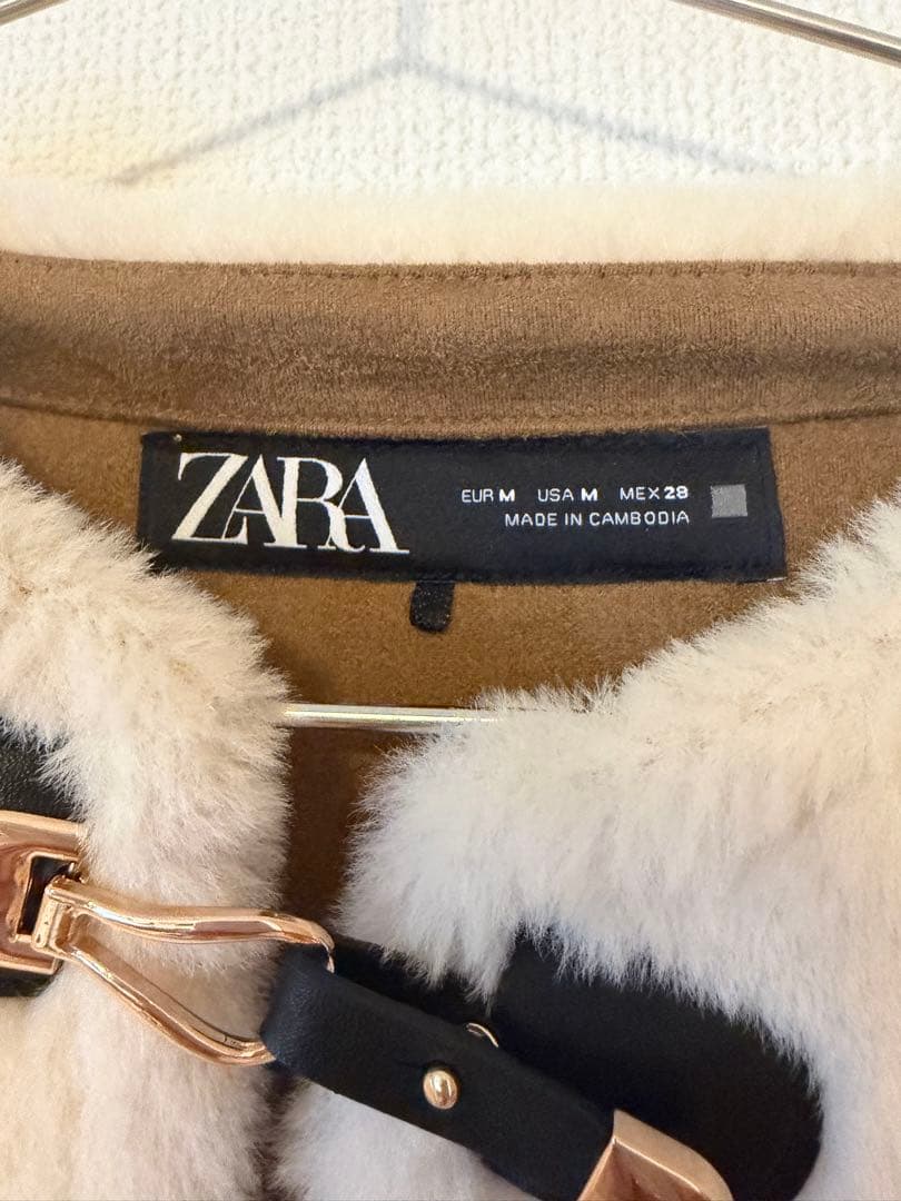 ZARA フェイクファーノーカラージャケット