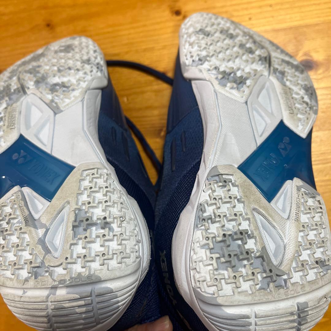 YONEX パワークッションカスケードドライブ　24cm
