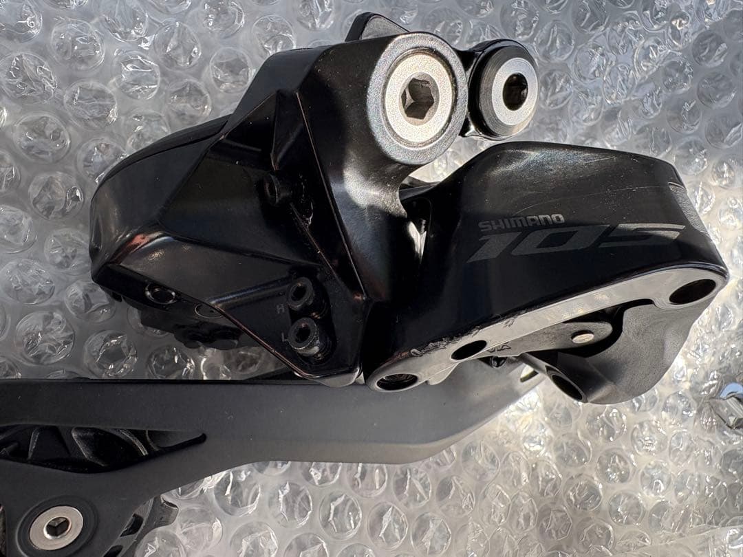 SHIMANO 105 DI2レバーとディレイラーセット