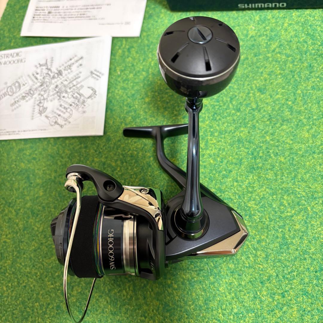 使用2回の美品　シマノ20STRADIC ストラディックSW 6000HG