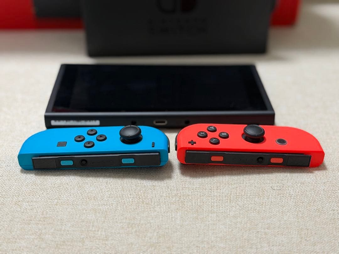 美品)ニンテンドースイッチ 本体Nintendo Switch (箱付)ドック付