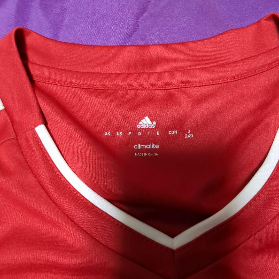 adidas 赤練習着2XO