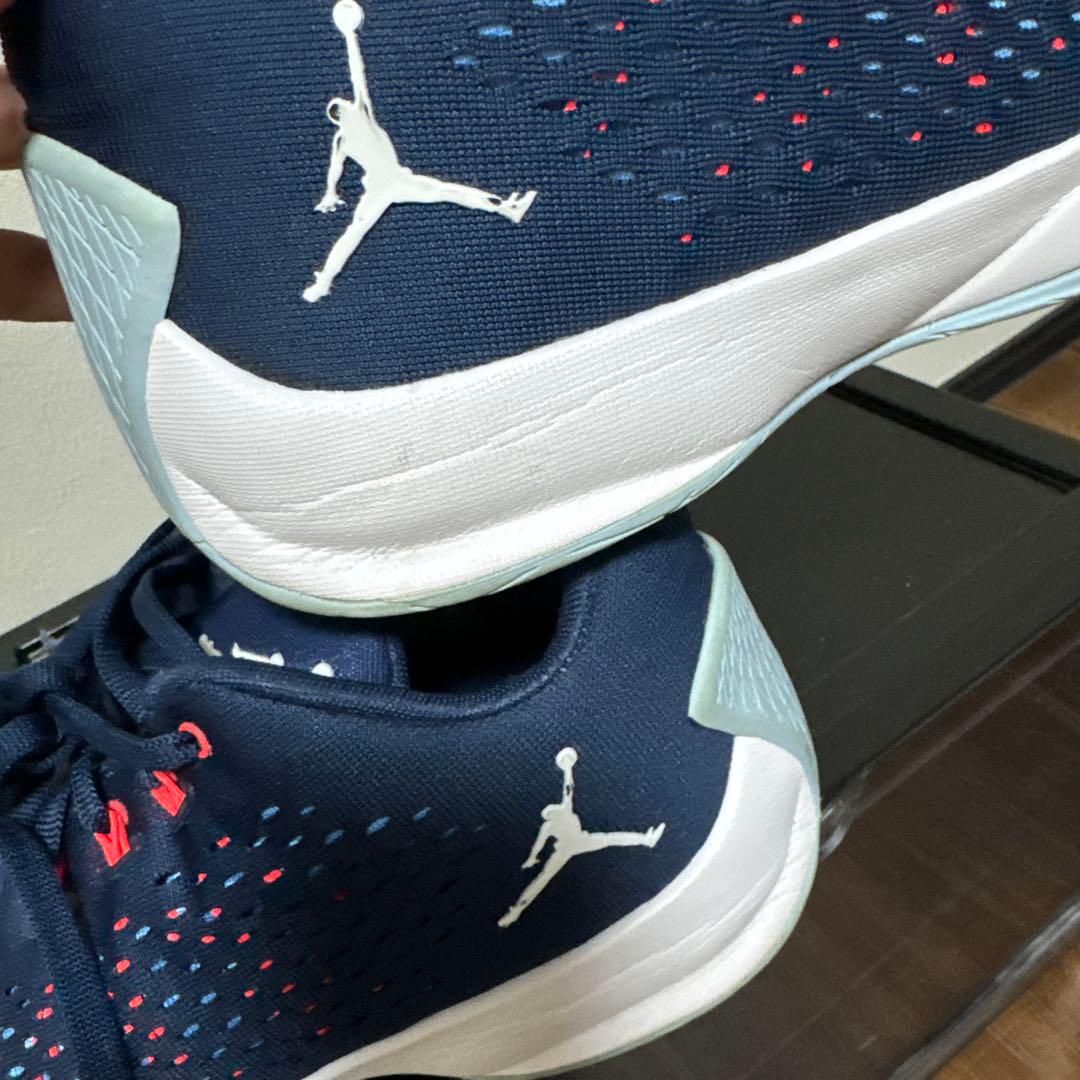 NikeのJordan Rising High スニーカー