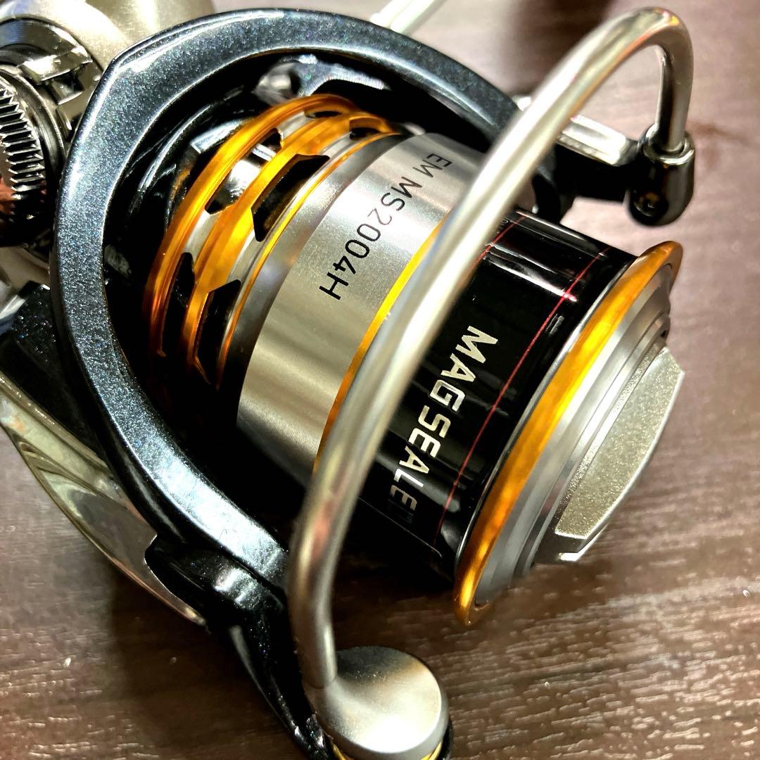 Daiwa EM MS2004H スピニングリール　ハイギア