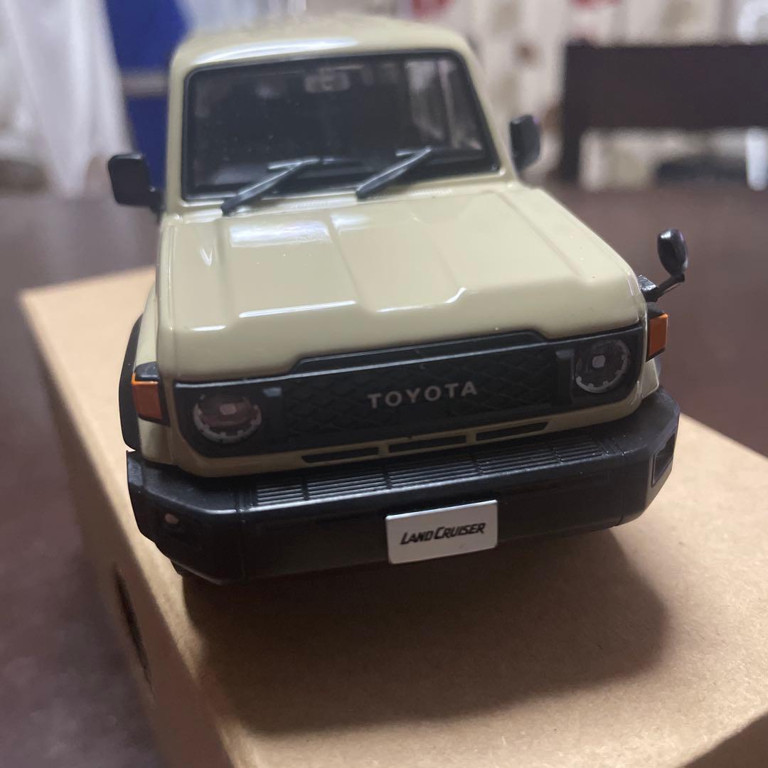 期間限定出品！　ランドクルーザー70 ミニカー