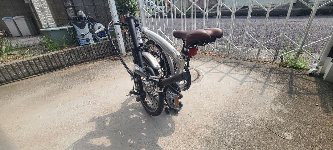 W*h様 ハリークイーン 折りたたみ式 自転車 ジャンク品