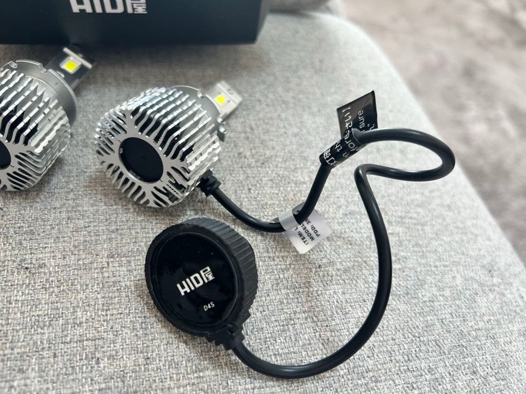 HID屋　LEDヘッドライト バルブ D4S用　2個セット