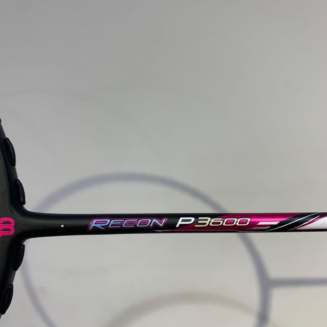新品　ウィルソンバドミントンラケット RECON P3600 5UG5