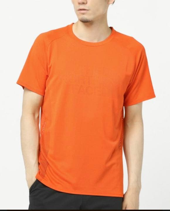 ノースフェイス Tシャツ　Mサイズ　　オレンジ　新品、タグ付き